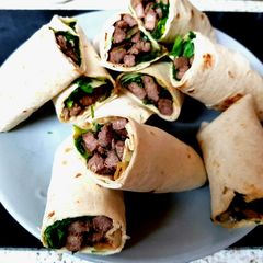 A picture of My Salt & Pepper seasoned Beef Wraps 🙄.