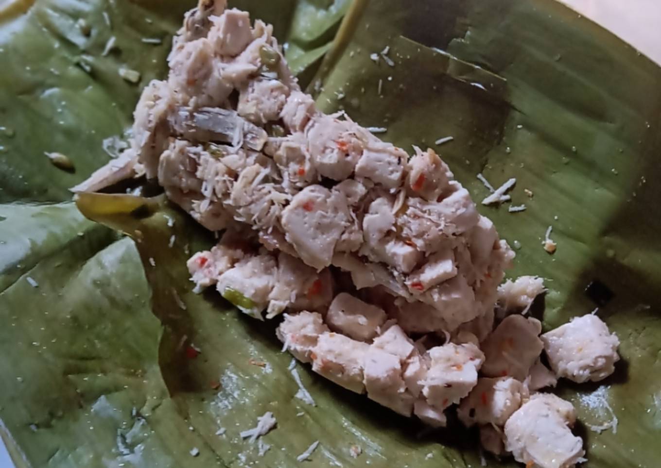 Botok jawa (lamtoro tahu tempe teri)