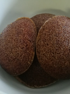 रागी के आटे की इडली (ragi ke aate ki idli recipe in Hindi) रेसिपी मुख्य फोटो