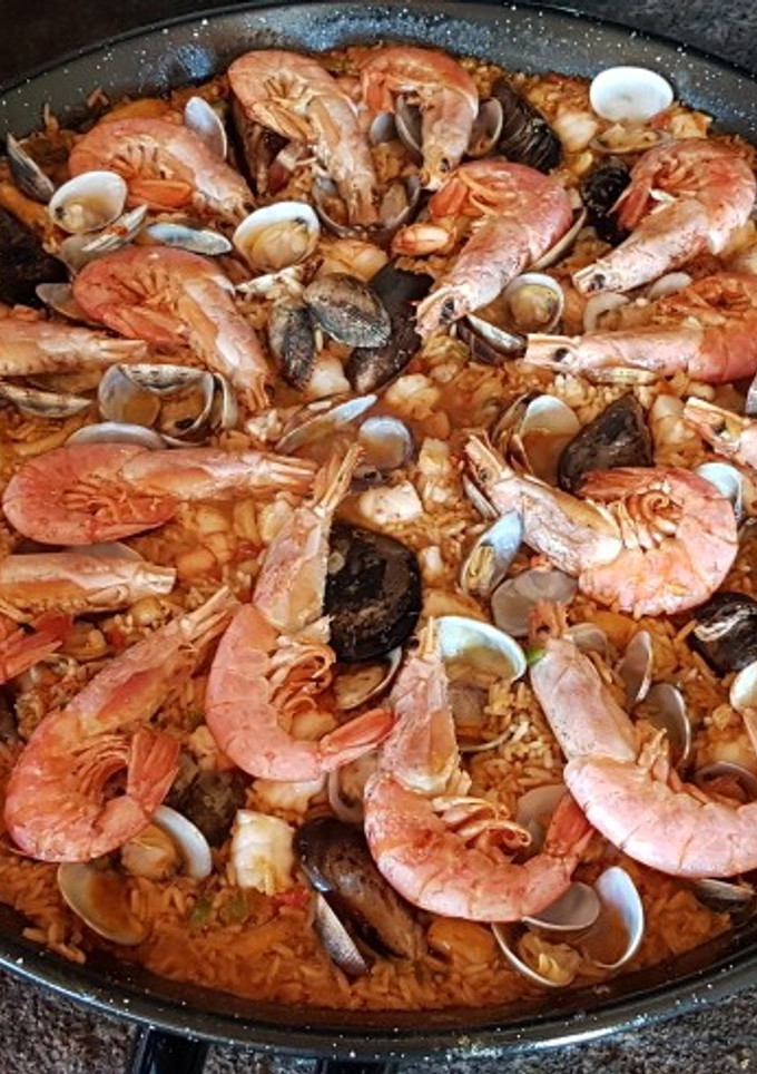 Una foto de Paella