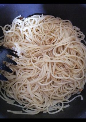 Una foto de Spaghetti con Mantequilla y Ajo