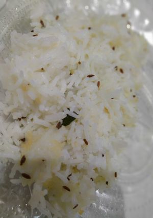 જીરા રાઈસ (Jeera Rice Recipe In Gujarati) રેસીપી મુખ્ય ફોટો