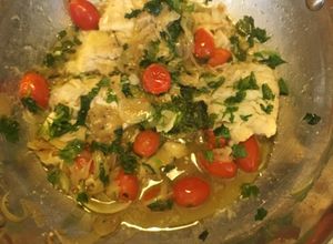 Una foto de Bacalao Fresco Encebollado