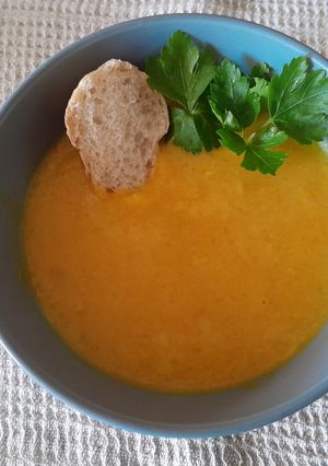Una foto de Sopa crema de Kabutia