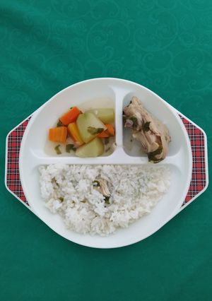 Foto resep 2. Sop ayam simple (Mpasi 17 months)