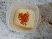 Una foto de hummus de girasol