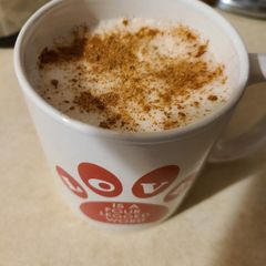 A picture of Honey vanilla Chamomile Tea Latte.