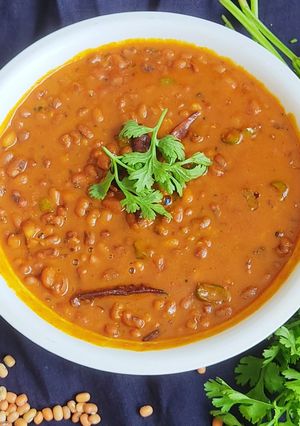સુકી લાલ ચોળી નું શાક (Recipe In Gujarati) રેસીપી મુખ્ય ફોટો