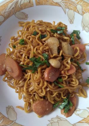 Foto resep Mie Goreng bakso sosis