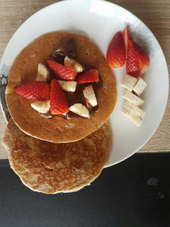 Una foto de Tortitas con nueces y plátano