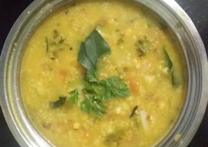 Daliya khichdi