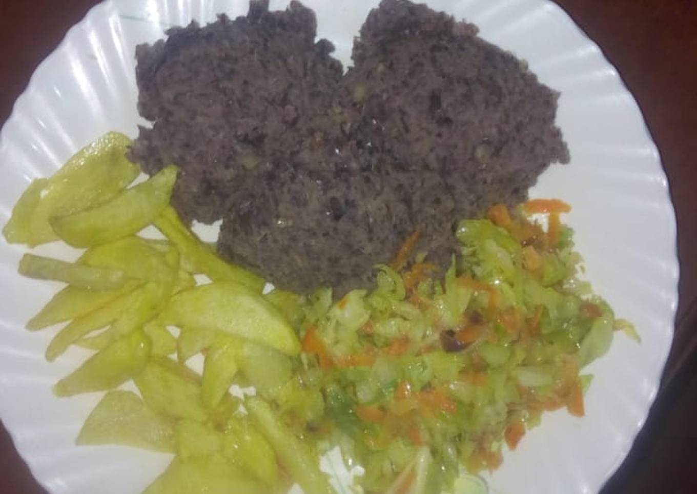 How to Make Perfect Sweet Smashed njahi and banana with steamed cabbage
and fries