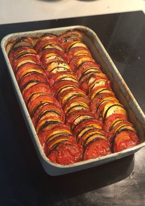 A picture of Easy but fancy looking Ratatouille 🐀 🍆 🍅.