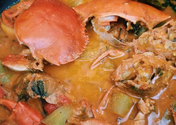 Resep: Kare pedas kepiting Irit Anti Gagal