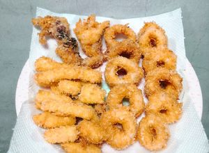 Hình của món Mực chiên giòn xù.