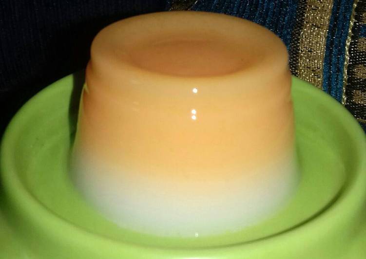 Puding lapis mangga