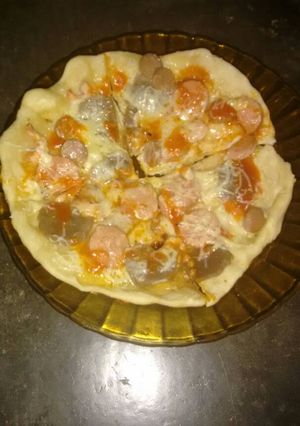 A picture of Crunchy pizza (no oven).