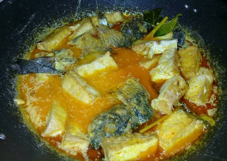 Resep Ikan Emas bumbu kuning yang Enak Banget