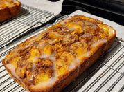 A picture of apple bread
