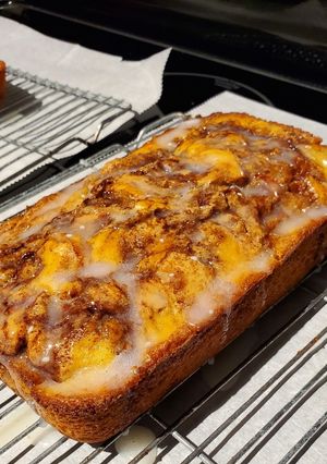 A picture of Apple Fritter Bread.