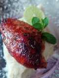 গার্লিক চিকেন স্টেক উইথ ম্যাসড পটেটো (Garlic chicken steak with mashed potato recipe in Bengali)