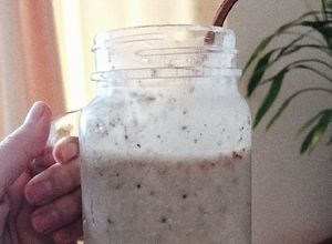 Una foto de Batido plátano aloe