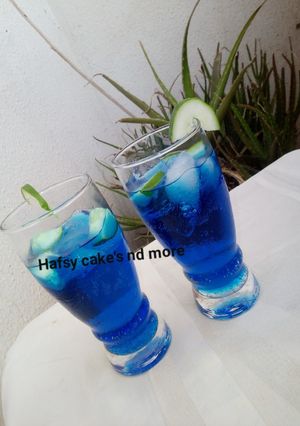 A picture of Blue Hawaii drink.
