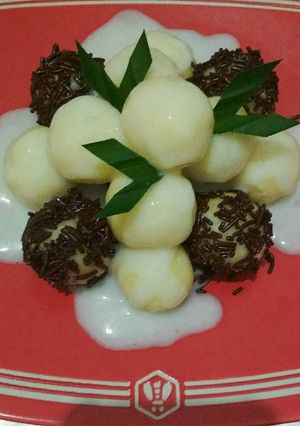 Foto resep Bola-bola singkong siram vla