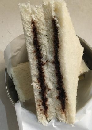 ચોકલેટ સેન્ડવીચ (Chocolate Sandwich Recipe In Gujarati) રેસીપી મુખ્ય ફોટો