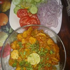 A picture of Arvi in yoghurt gravy delicious 😋.