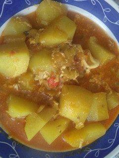 Una foto de Caldo de papas canario