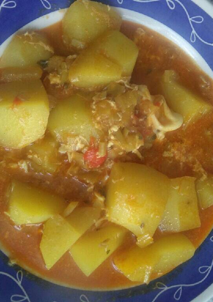 Una foto de Caldo de papas canario