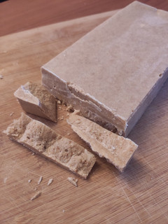 Una foto de Turrón de galleta Lotus