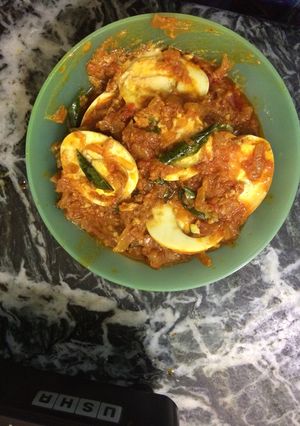 A picture of Egg masala.