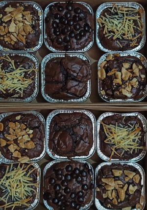 Foto resep FUDGY BROWNIES EKONOMIS TANPA BUTTER/MARGARIN