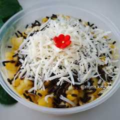 A picture of Jasuke (Jagung Susu Keju).