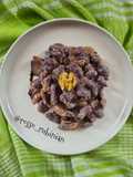 Gnocchi viola con pesto di noci