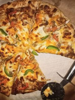 صورة لوصفة بيتزا رائعة 👌🏻😋