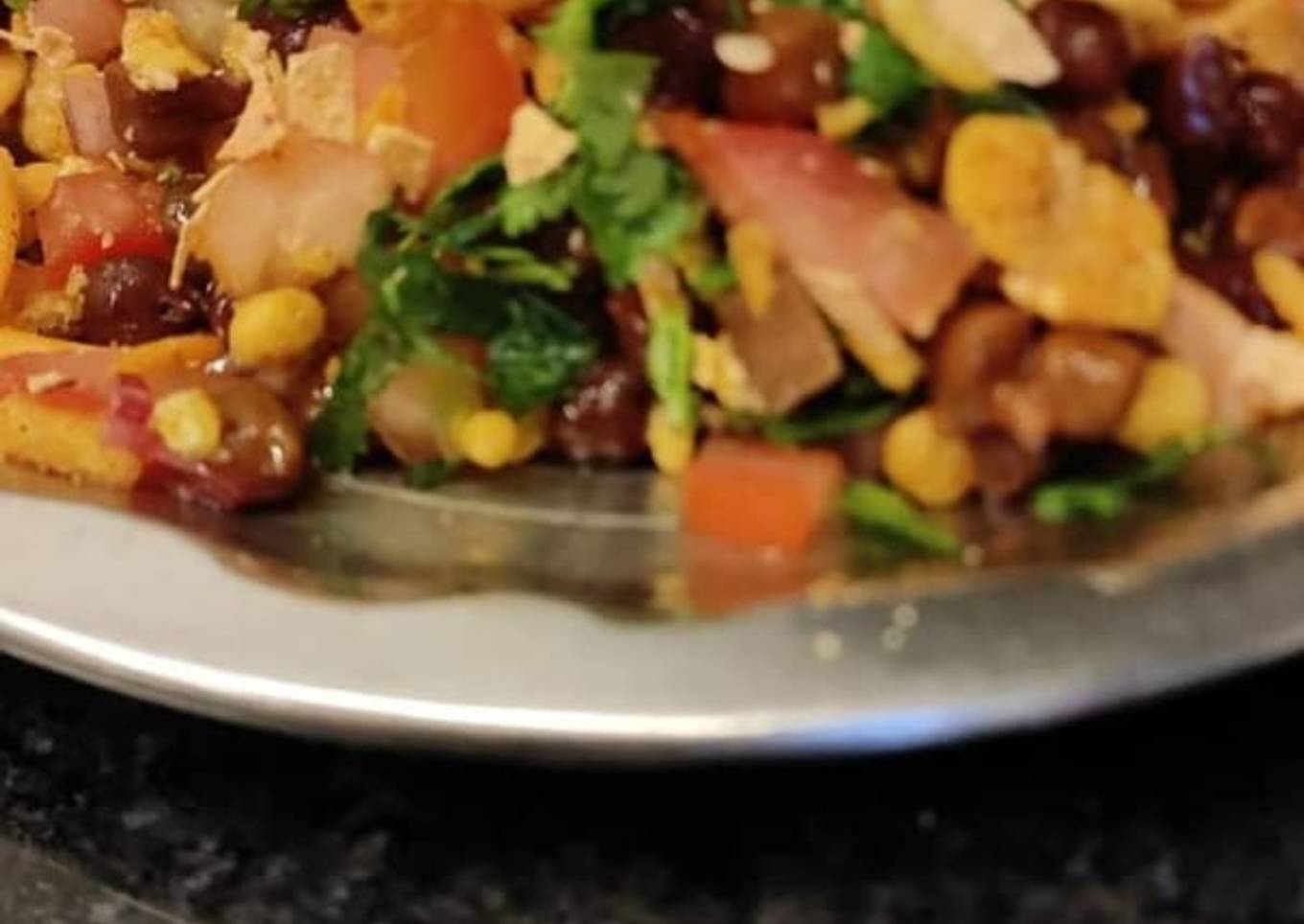 Bhel puri with parmal