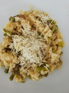 Une photo de Risotto asperges et citron