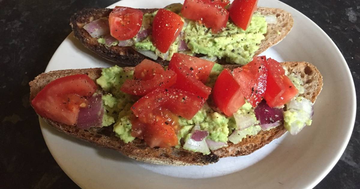 Avocado and tomato breakfast sandwich Recipe by Ant Sullivan - Cookpad