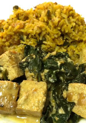 Foto de Caril de tofu marinado com espinafres (vegan)
