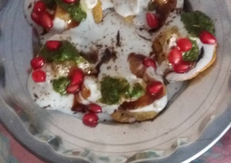 Besan papdi chat