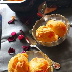 A picture of Pineapple Mango ice cream.