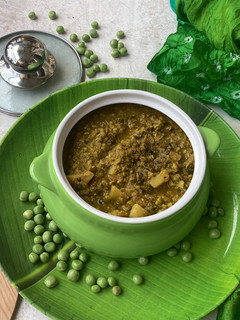 मटर निमोना (matar nimona recipe in Hindi) रेसिपी मुख्य फोटो