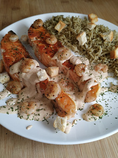 Una foto de Salmón con Salsa de Tandoori Masala
