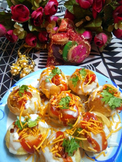 गोलगप्पे चाट (Golgappe chaat recipe in hindi) रेसिपी मुख्य फोटो