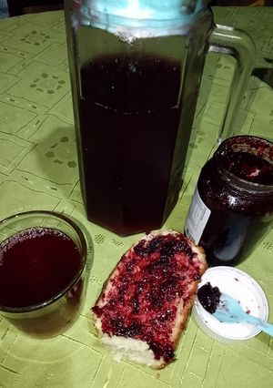 Una foto de Mermelada flor de Jamaica