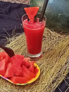 તરબૂચ નું જયૂસ (Watermelon Juice Recipe In Gujarati) રેસીપી મુખ્ય ફોટો