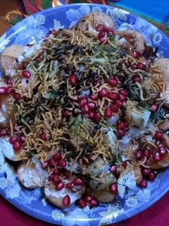 दही पापड़ी चाट (dahi papdi recipe in Hindi) रेसिपी मुख्य फोटो